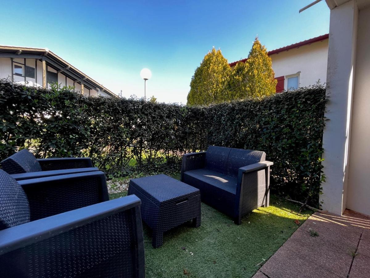 Bel Appartement T3 Avec Jardin, Piscine Et Parking, Proche Plage A Hendaye - Fr-1-239-739 Bagian luar foto
